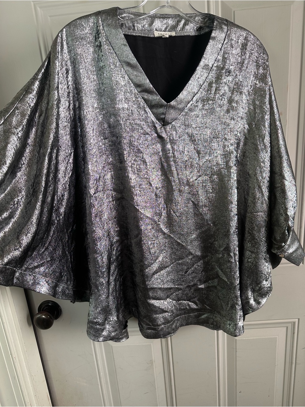JODIFL Metallic Silver V-Neck Tunic Top